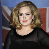 Adele muestra su increíble pérdida de peso en “afterparty” de los Oscar
