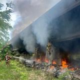 Humo por fuego de pasto afecta visibilidad de conductores en autopista de Ponce 