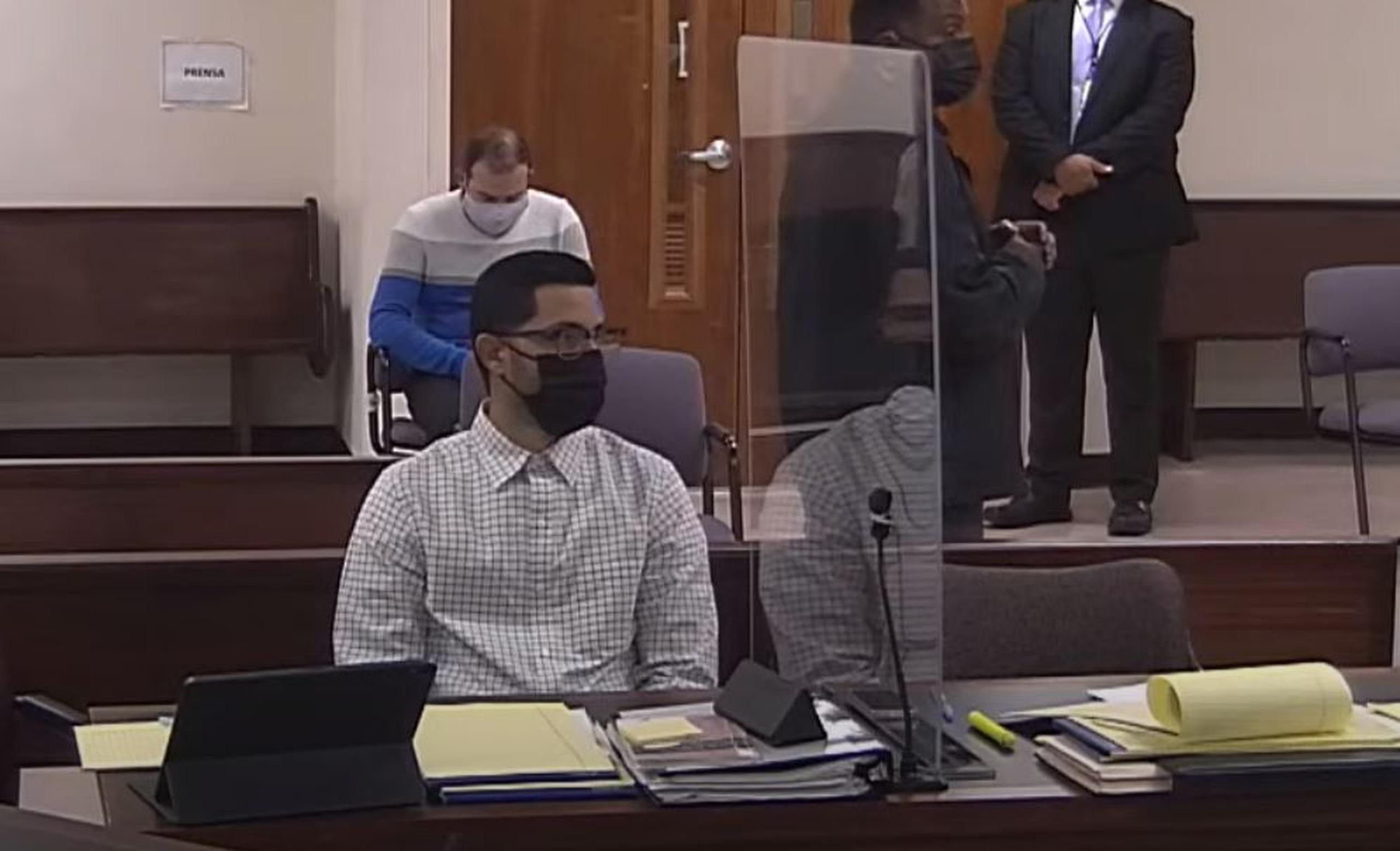 Jensen Medina Cardona en el Tribunal de Fajardo durante su juicio.