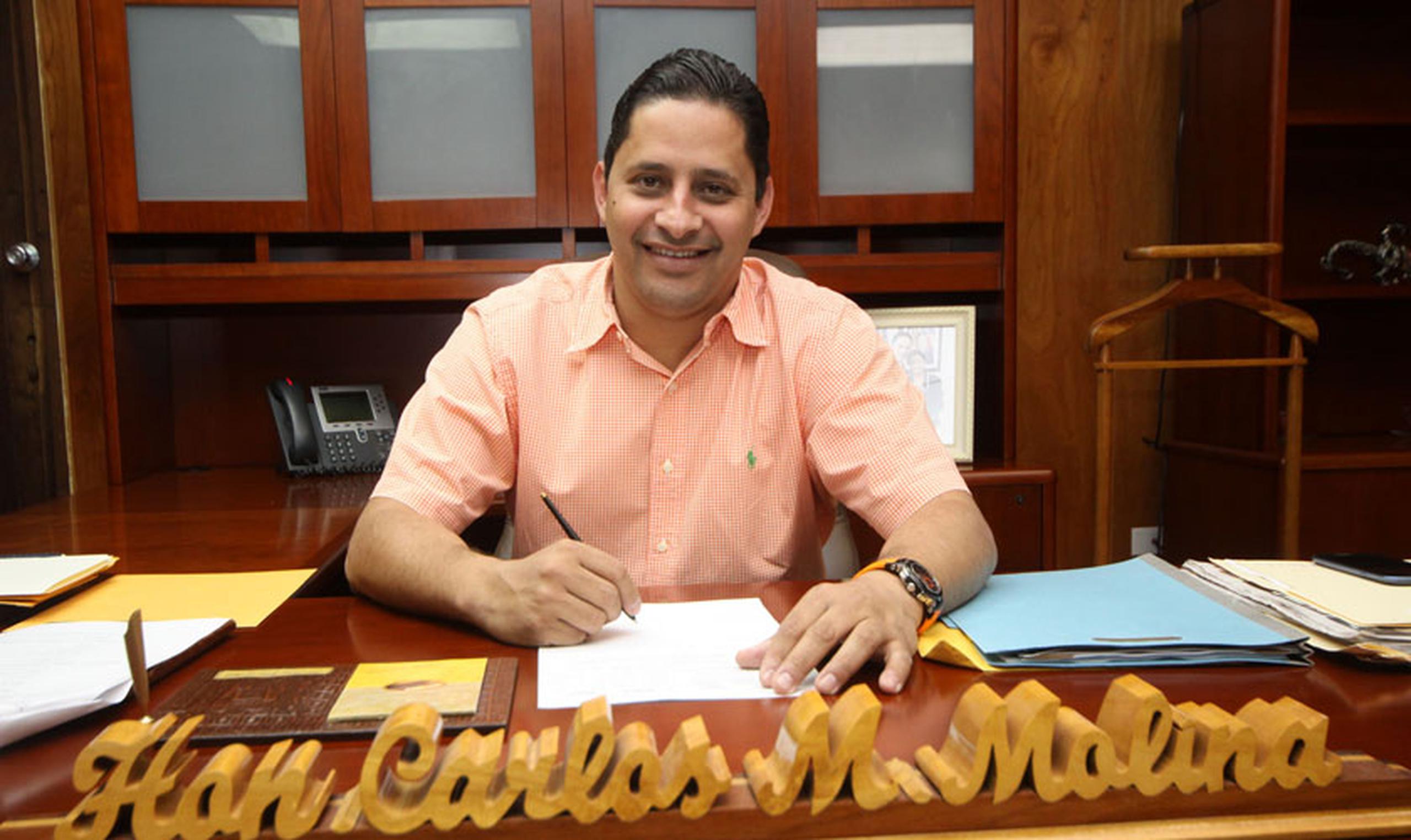 Carlos Molina, alcalde de Arecibo. (Archivo)