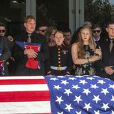 Despiden en California a tres marines caídos en Afganistán