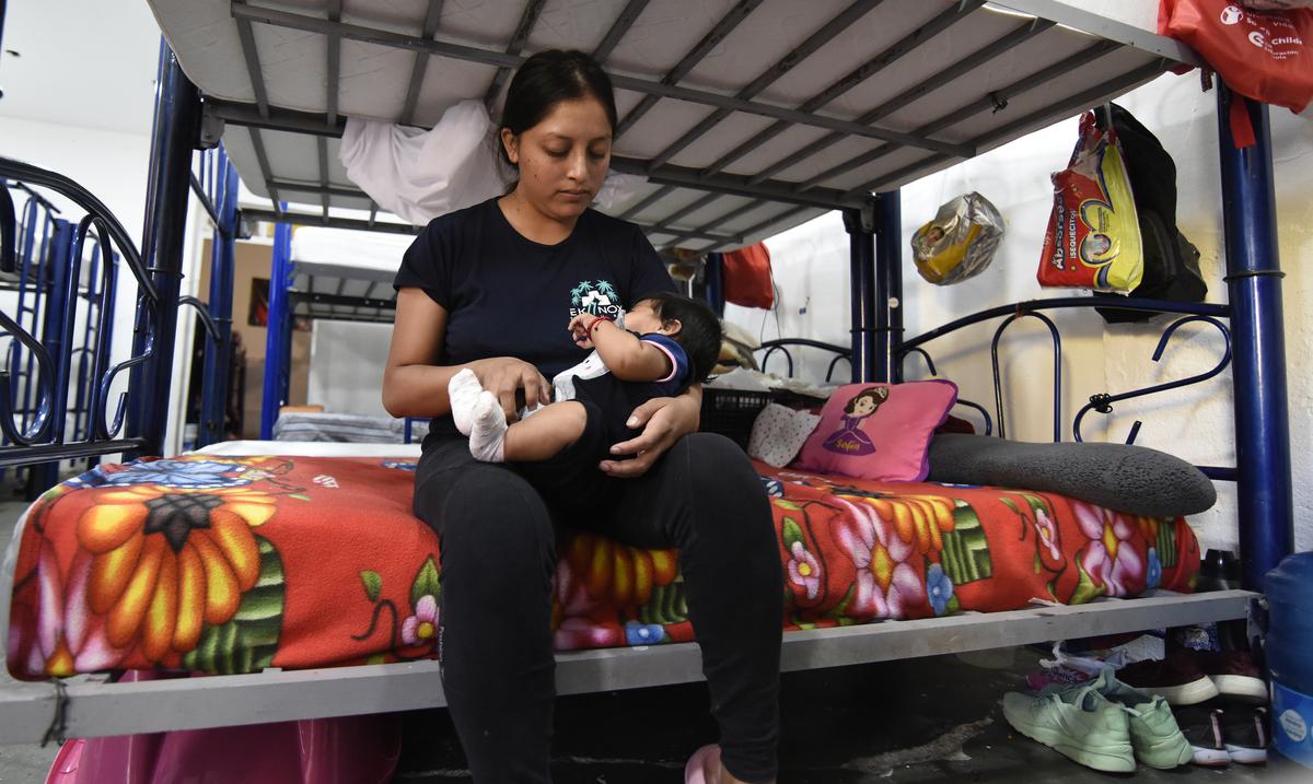 She gives birth at the border while trying to enter the United States.