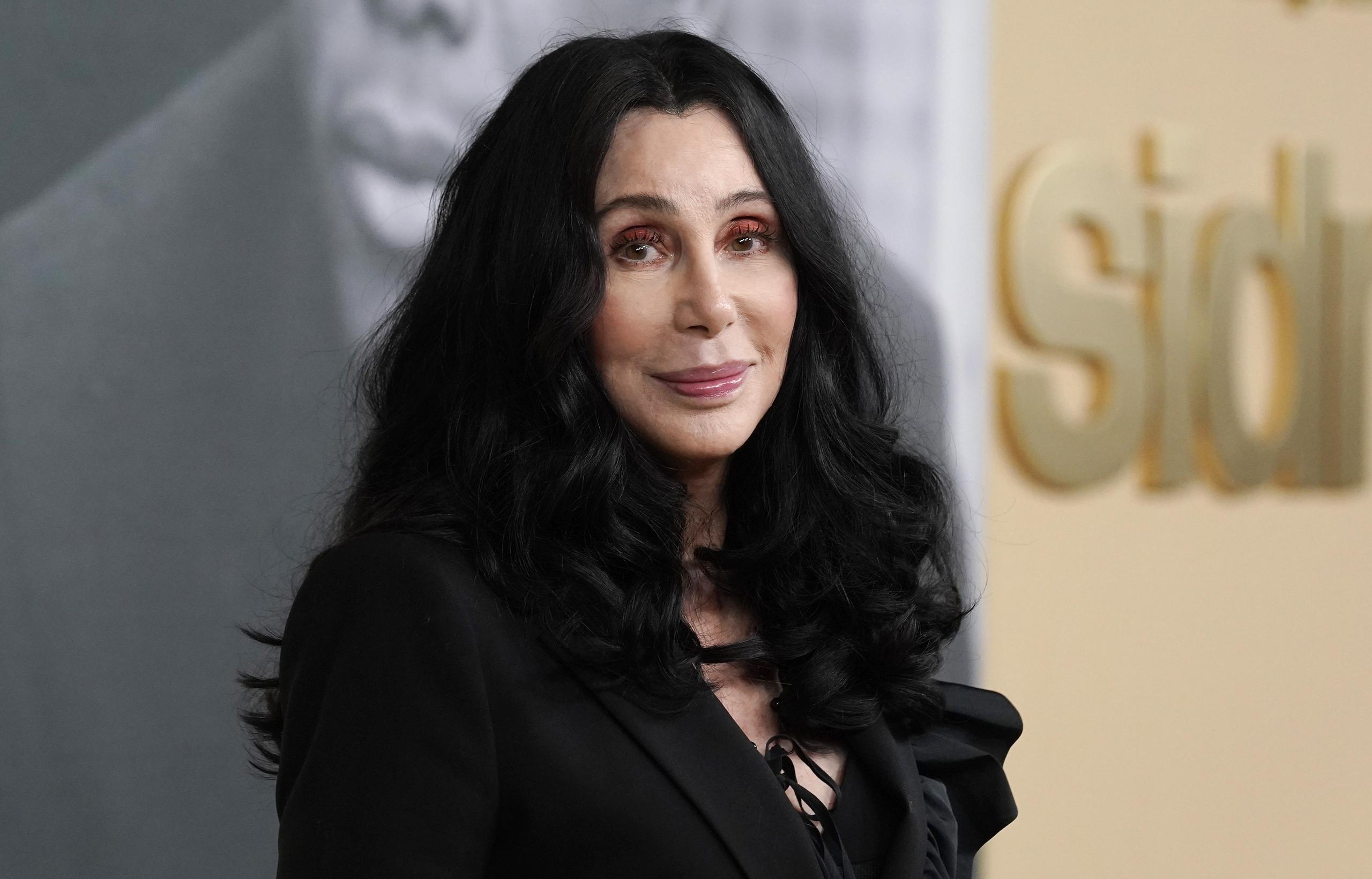 Esta no es la primera vez que Cher se convierte en noticia por los problemas de adicciones de su hijo.