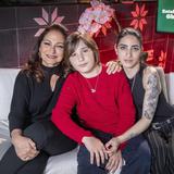 Gloria y Emilio Estefan graban disco de Navidad con su hija y nieto