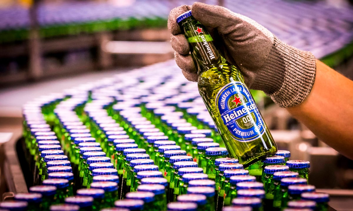 Heineken announces thousands of layoffs after the pandemic hit