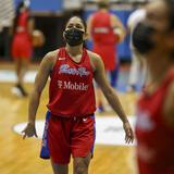 El Equipo Nacional de baloncesto femenino volvió a practicar tras un año fuera de las canchas