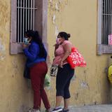 Leyes antiaborto en Centroamérica hacen más vulnerables a mujeres migrantes 