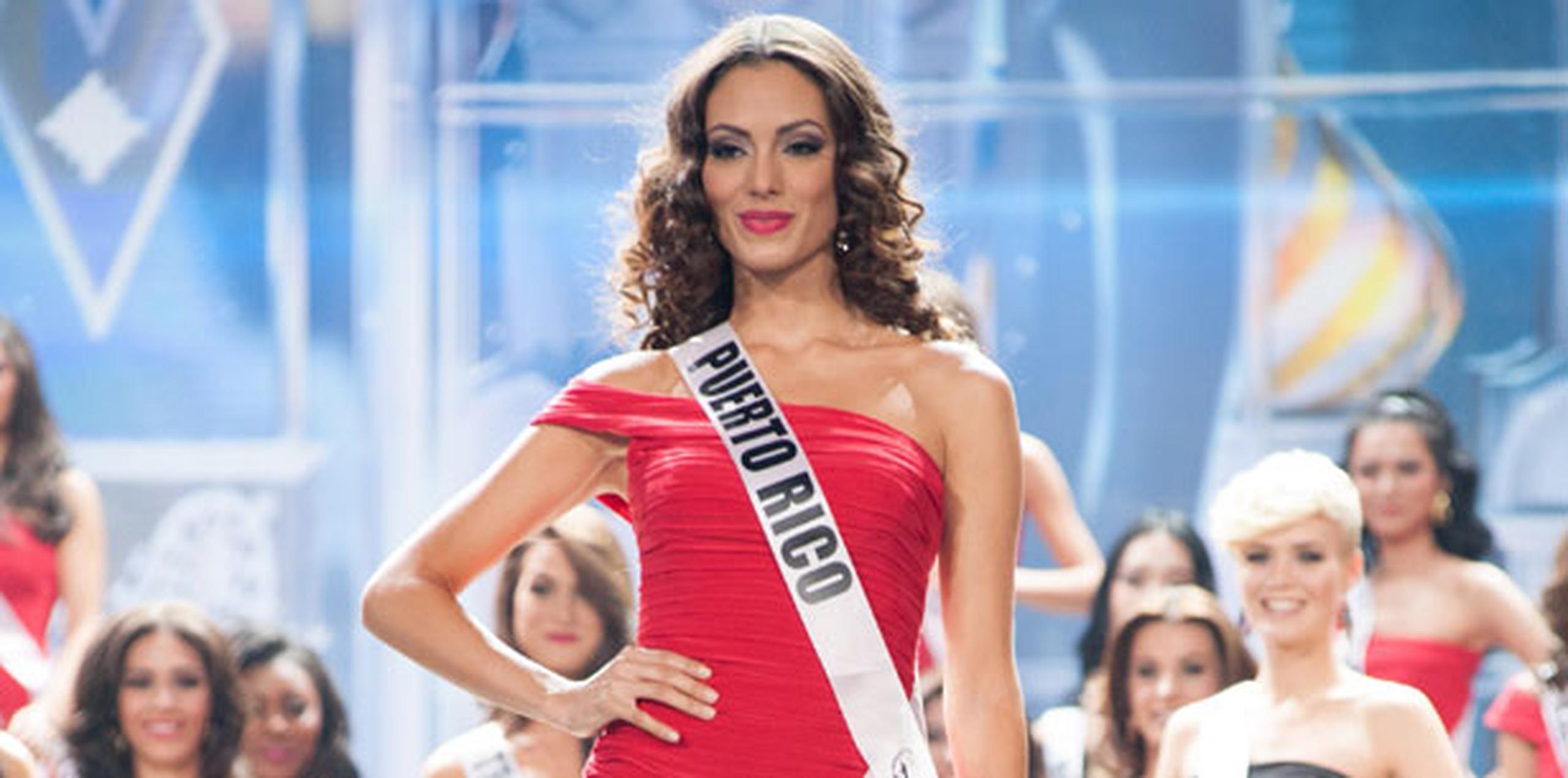 Ex Miss Puerto Rico comparte fotos completamente desnuda - Primera Hora