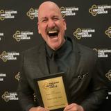 Boricua triunfa como “Actor del Año” en premiaciones en California
