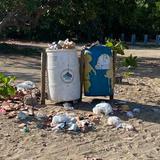 Recursos Naturales recuerda no dejar basura en la playa 