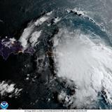 Puerto Rico bajo riesgo de vientos y copiosas lluvias por la tormenta Laura