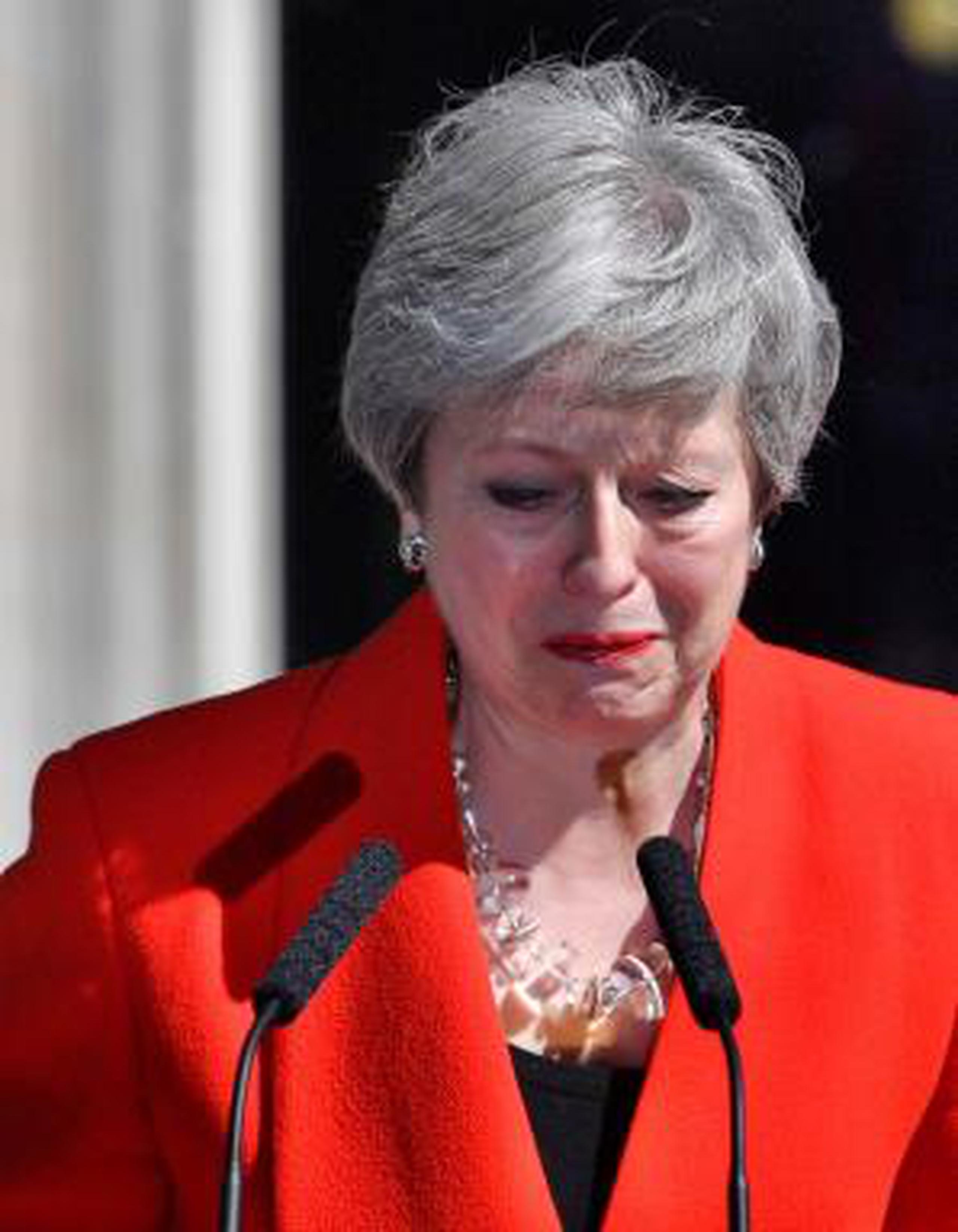 "¿Segunda primera ministra?, ciertamente no la última", afirmó May, quien es la segunda jefa de Gobierno tras Margaret Thatcher. (EFE)