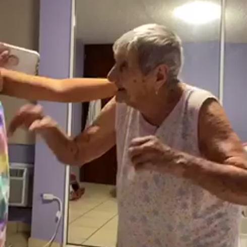 Doña Isabel tira pa' 'lante a sus 106 años