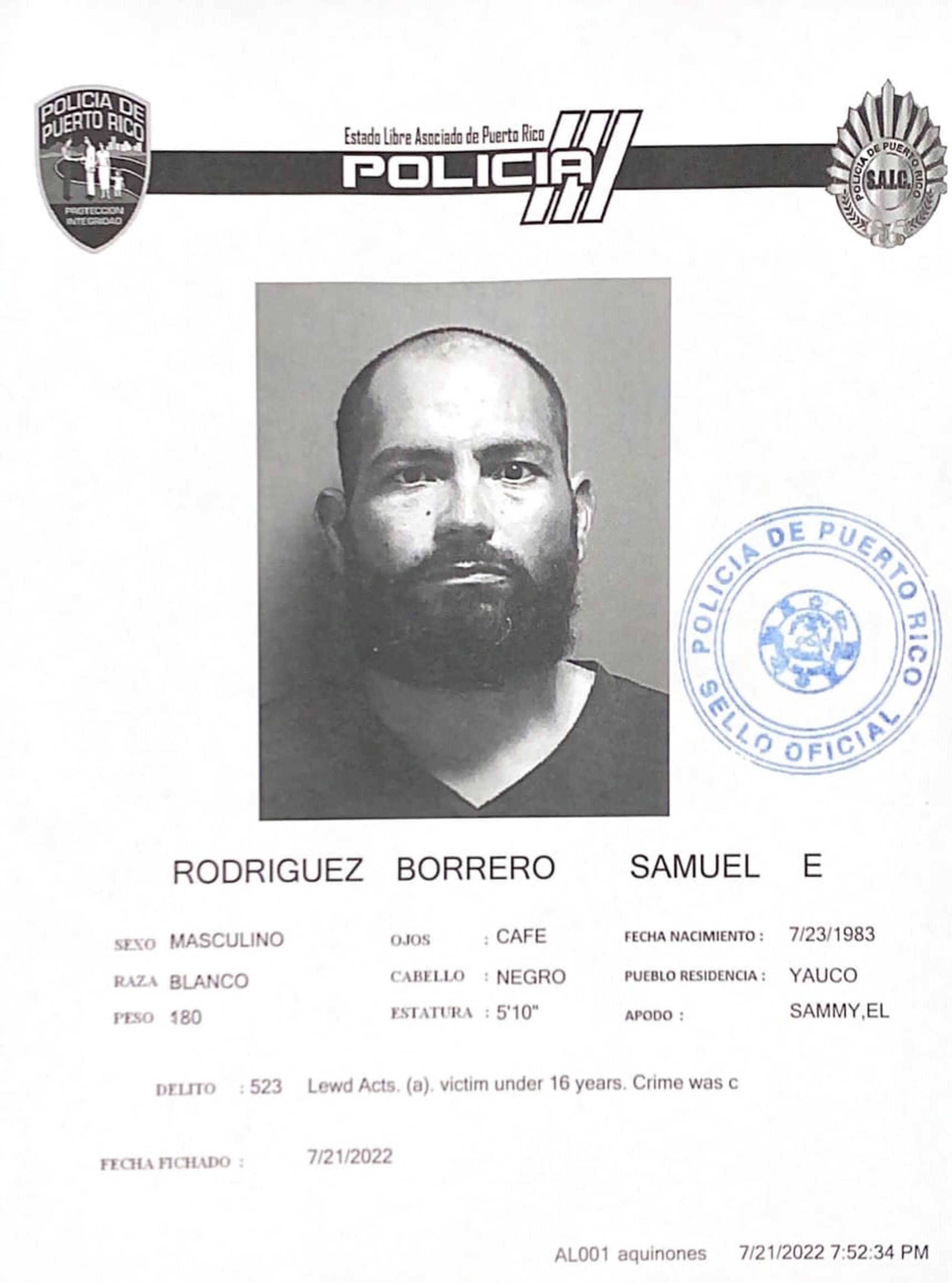 Samuel E. Rodríguez Borrero enfrenta cargos por actos lascivos y maltrato de menores.