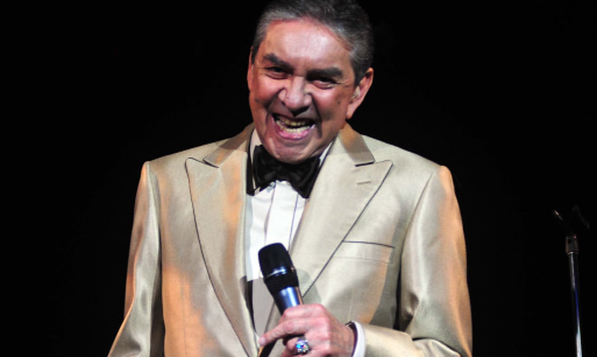 Marco Antonio Muñiz se despide del público boricua ...