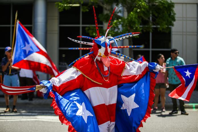 La “parada”, creada para promover la cultura, el patrimonio de la comunidad puertorriqueña y sus contribuciones a Florida, concluirá con un festival en el que actuarán grupos como Fasttonic, Plenealo o Pupy Santiago.