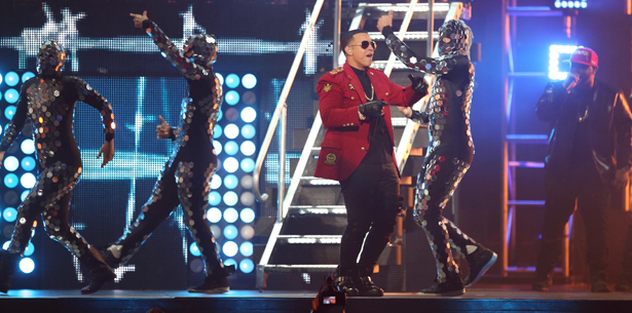 Daddy Yankee mantuvo al público más animado y se lució con su habilidad para improvisar versos.(jose.candelaria@gfrmedia.com)