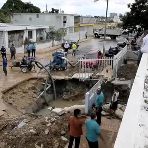 Habla una víctima del colapso de tubo de AAA  en Puerto Nuevo