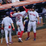 Alex Cora insiste que los Red Sox tienen que pasar la página después del primer juego