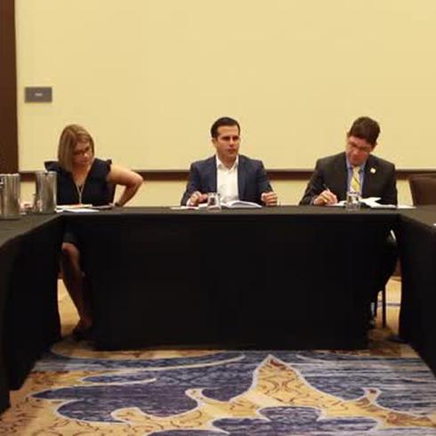Rosselló se reunió con miembros de la Cámara de Comercio Hispana en Orlando