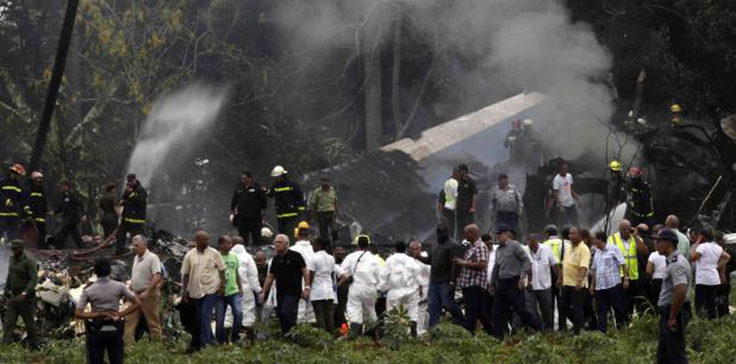 El Boeing 737/200 se accidentó con 113 personas a bordo. (AP / Enrique de la Osa)
