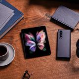 Nuevos “smartphones” plegables de Samsung elevan en 336% las visitas “online” con respecto a las del Galaxy Note 20