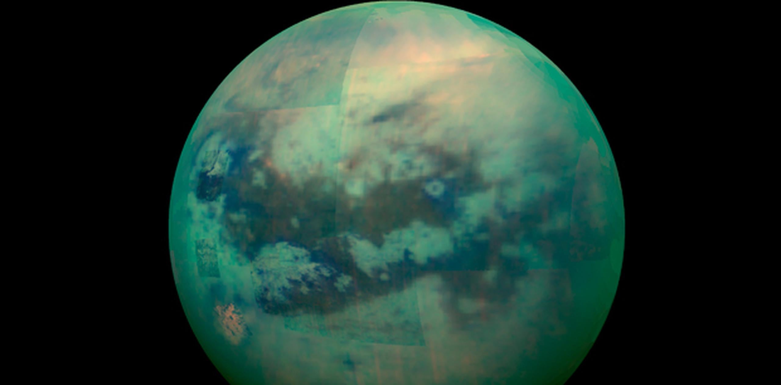 Visión en infrarrojo de la luna Titán. (NASA)
