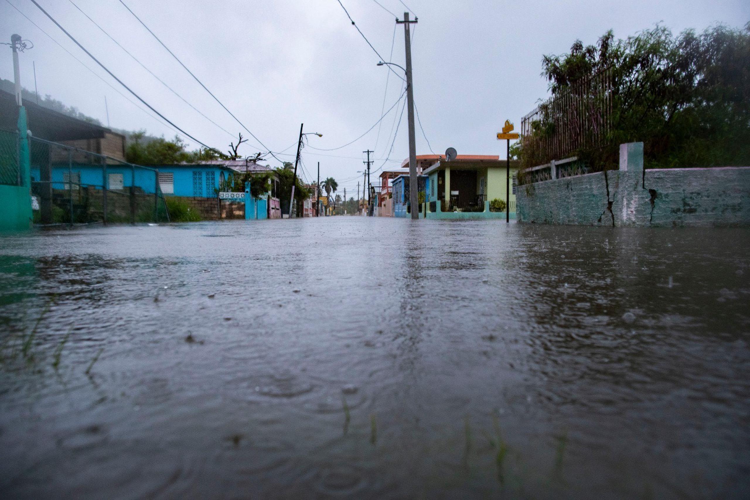 Vista de las inundaciones en La Esperanza, una comunidad afectada por los terremotos en Guánica.