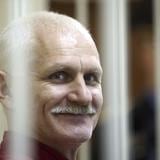 La Justicia bielorrusa condena a defensor de derechos humanos a 10 años de prisión