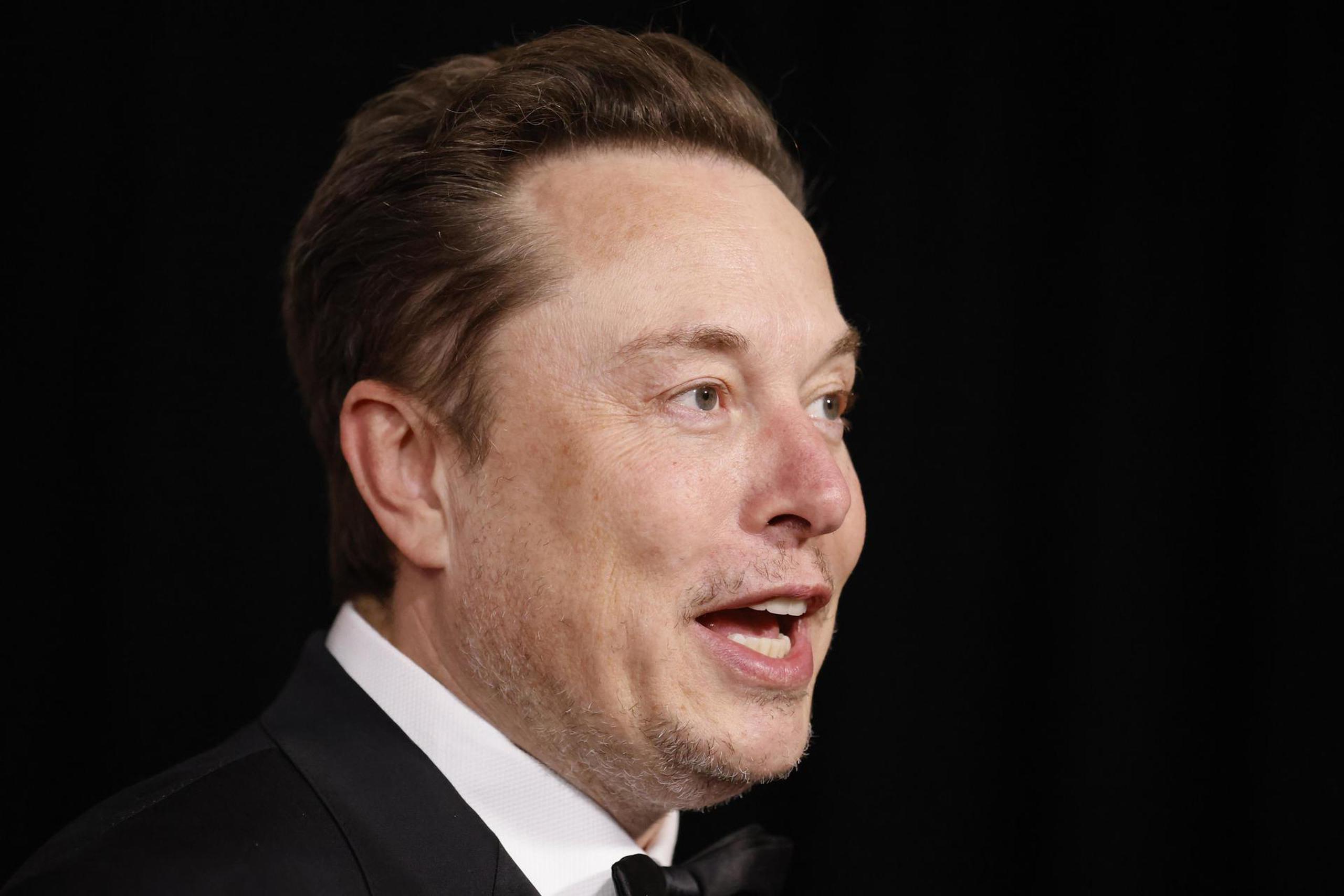 La publicación del informe se produce días después de que el consejero delegado de Tesla, Elon Musk, asegurase que la compañía va a conseguir pronto que sus vehículos funcionen de forma autónoma.