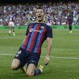 Lewandowski repite doblete y aviva las ilusiones en Barcelona