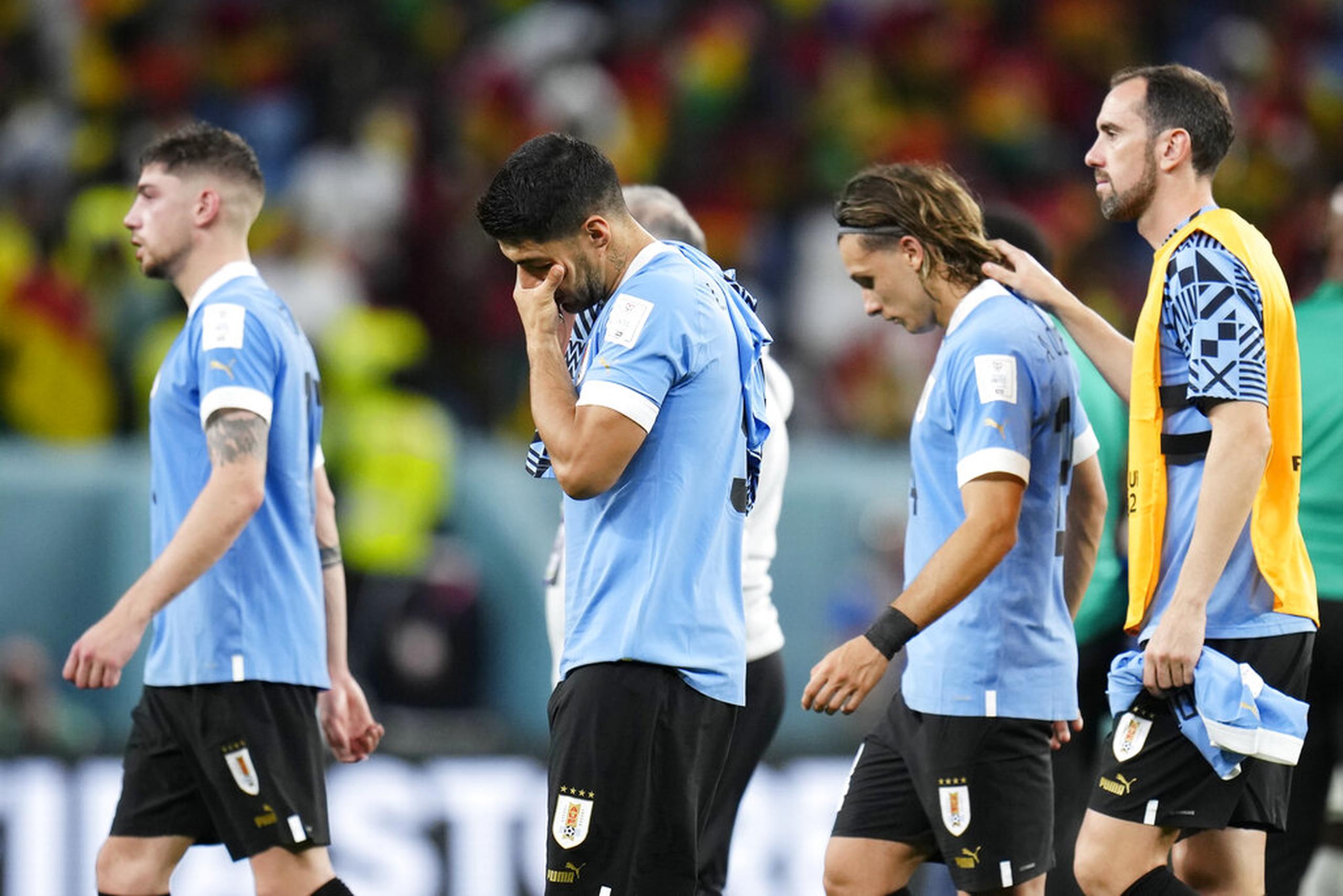 Luis Suárez de Uruguay llora después del partido contra Ghana este viernes.