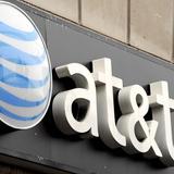 AT&T prepara su red ante paso de potencial ciclón