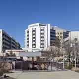 Buscan confinado y un cómplice tras fugarse de un hospital en Idaho