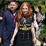 Jessica Chastain apoya la huelga de actores y repudia “contratos abusivos”