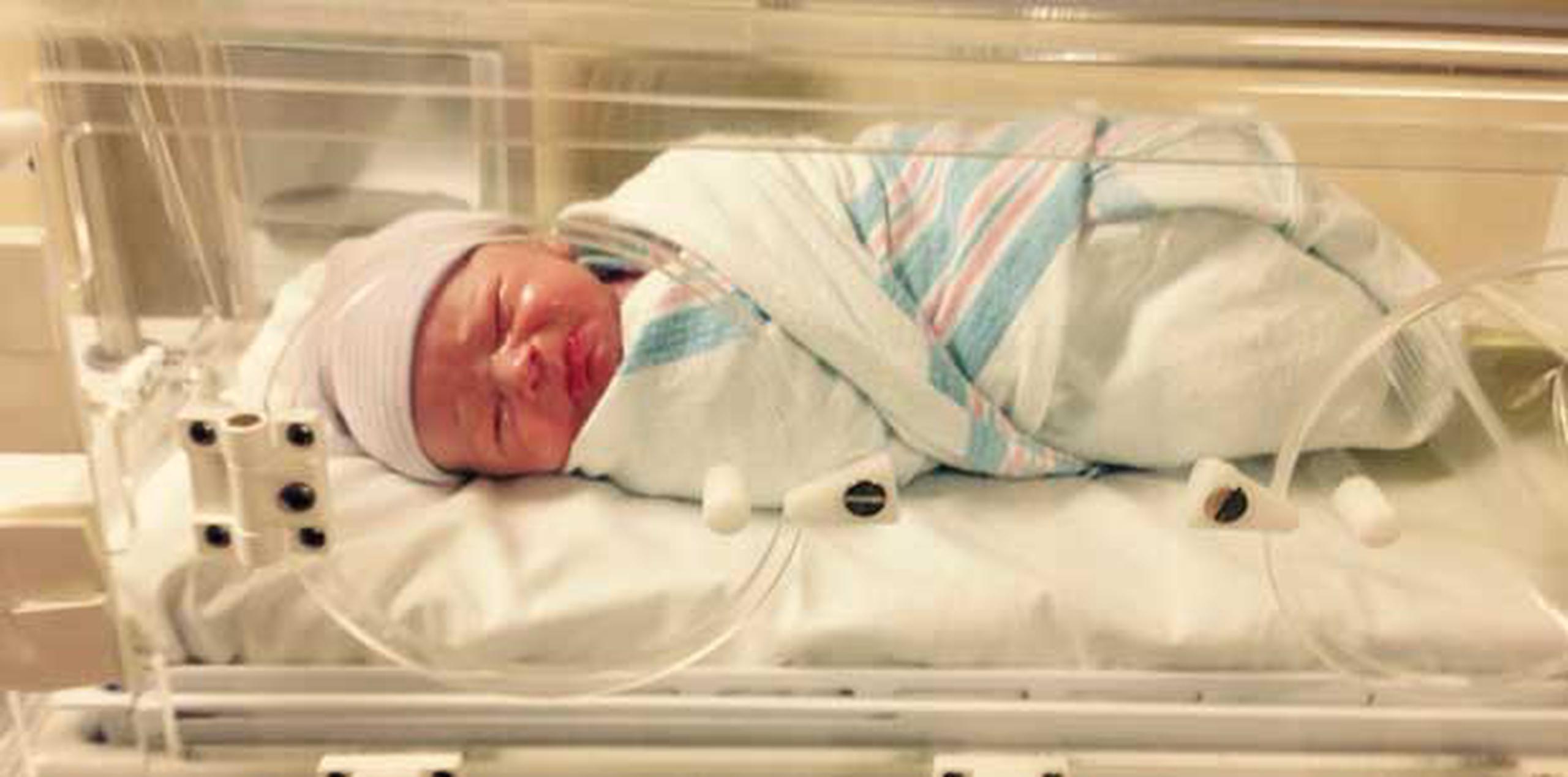 Luca nació anoche en un hospital de Miami y pesó 8 libras. (Cortesía de Lo Sé Todo)