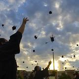 UPR autoriza la celebración de graduaciones presenciales
