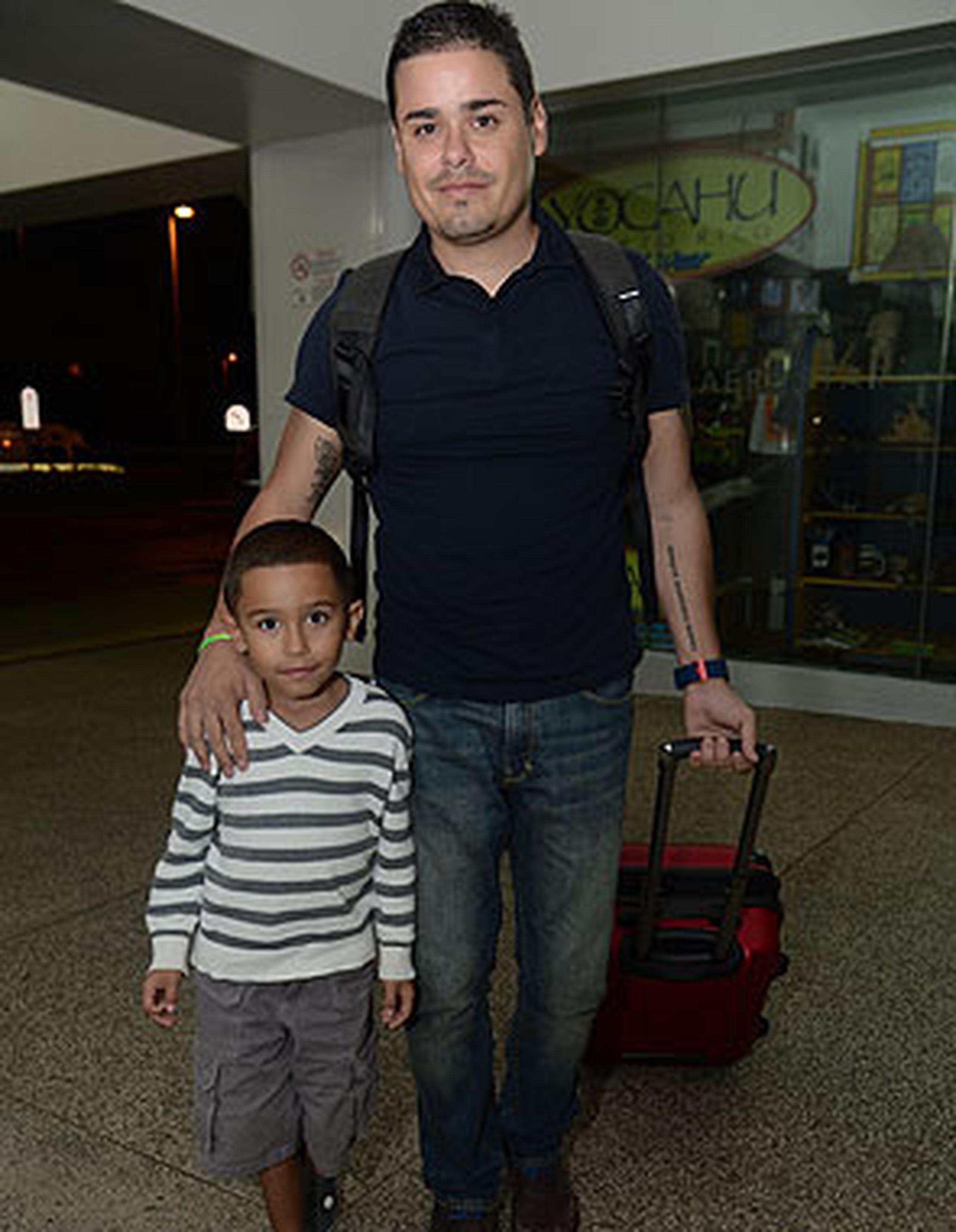 En la misiva, Matos narra cómo su hijo estaba en el Aeropuerto Internacional Luis Muñoz Marín alegre y hablando del partido al que en unas horas iba a asistir. (carlos.giusti@gfrmedia.com)