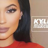 ¡El Kylie Jenner makeup tutorial está brutal!