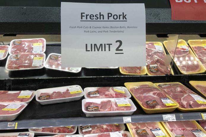 El presidente Donald Trump emitió la semana pasada una orden ejecutiva requiriendo que las plantas empacadoras de carne se mantengan abiertas.