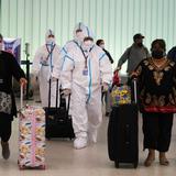 CDC apretarán requisitos para viajes internacionales por la variante ómicron