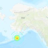 Terremoto de magnitud 7.8 sacude a Alaska y provoca alerta de tsunami