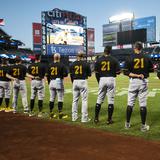 MLB honró en Nueva York la memoria del Astro Boricua 