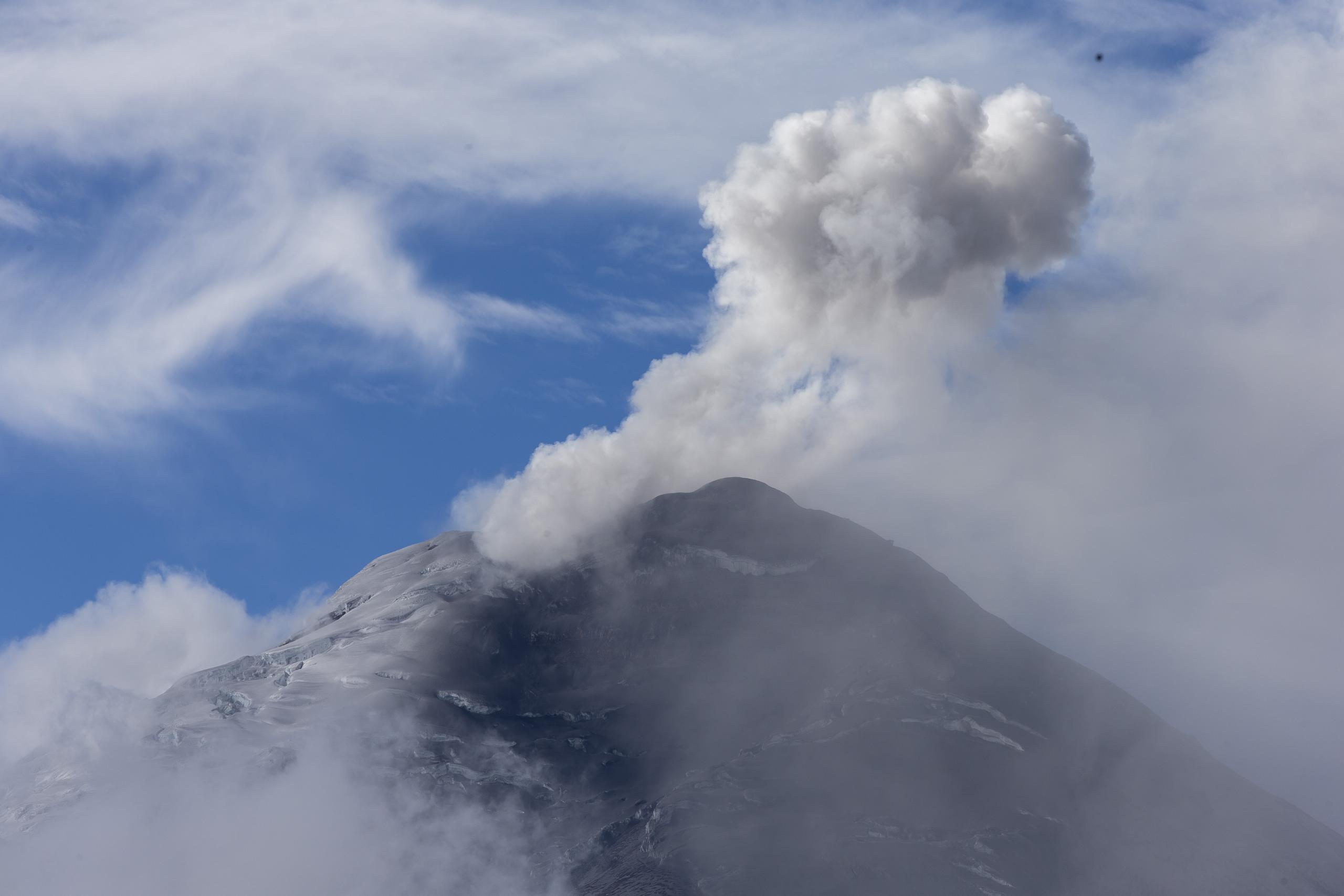Fotografía de archivo del volcán Cotopaxi. EFE/ José Jácome
