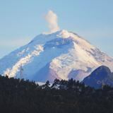 Conoce los volcanes de Ecuador desde la mirada de un puertorriqueño