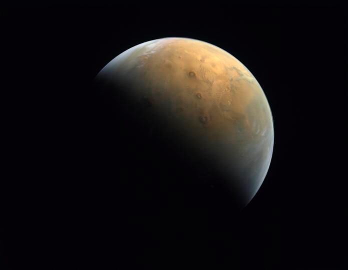 La imagen fue tomada por la sonda espacial Amal, o “Esperanza”.