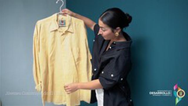 Joven emprendedora crea su negocio enfocado en ropa de segunda mano