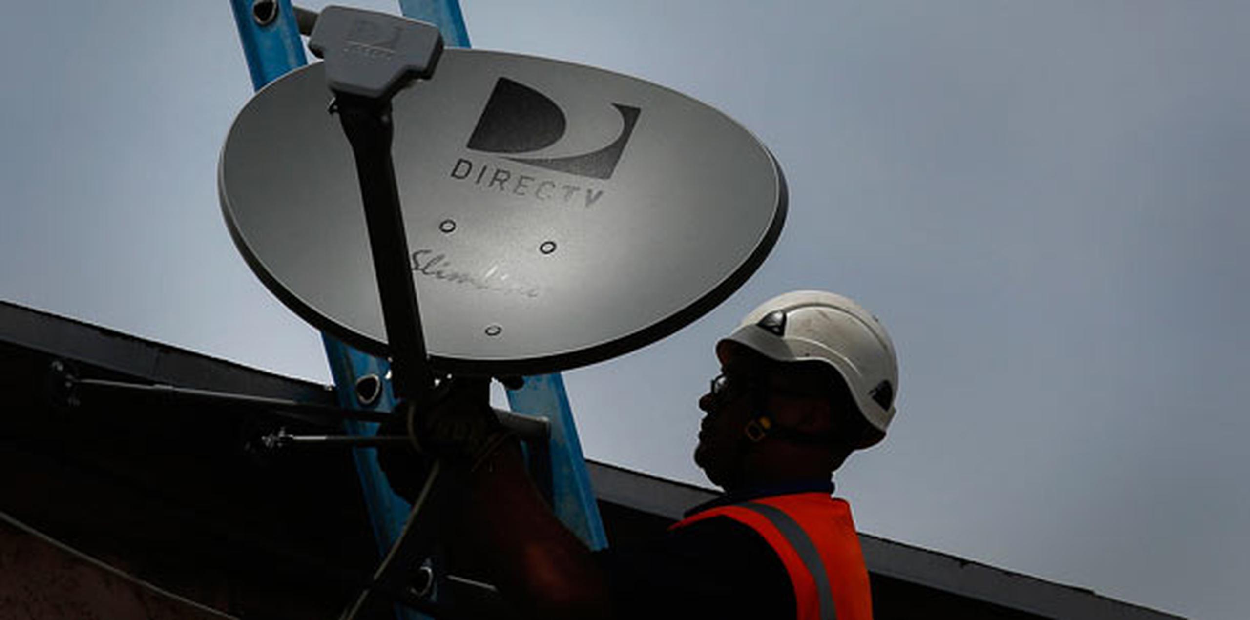 El nuevo gigante superará en número de clientes a Comcast así como a Charter, que busca la autorización del gobierno para comprar Time Warner Cable. (Archivo)