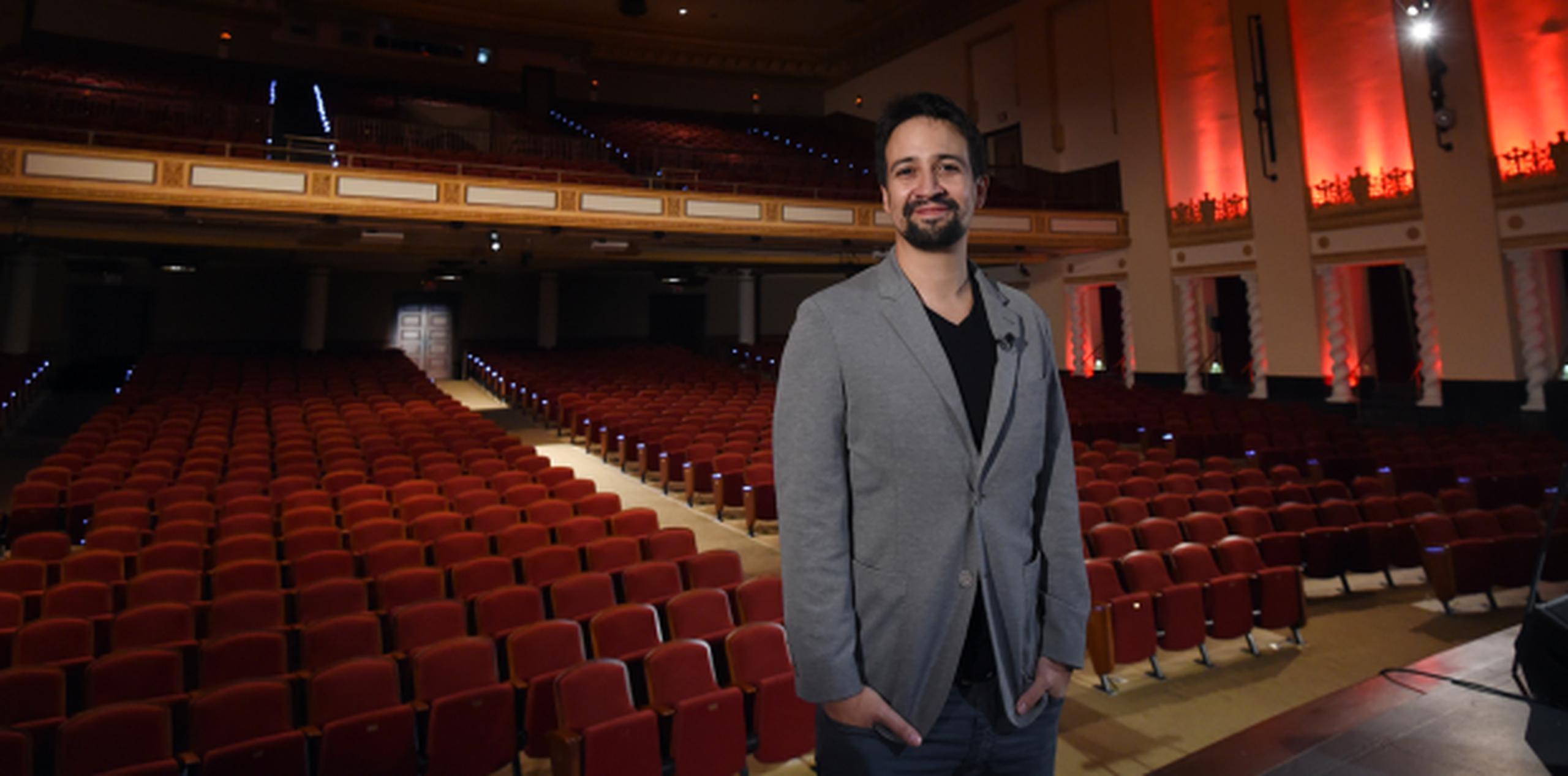 Lin Manuel dio detalles de la iniciativa desde el teatro de la UPR. (andre.kang@gfrmedia.com)