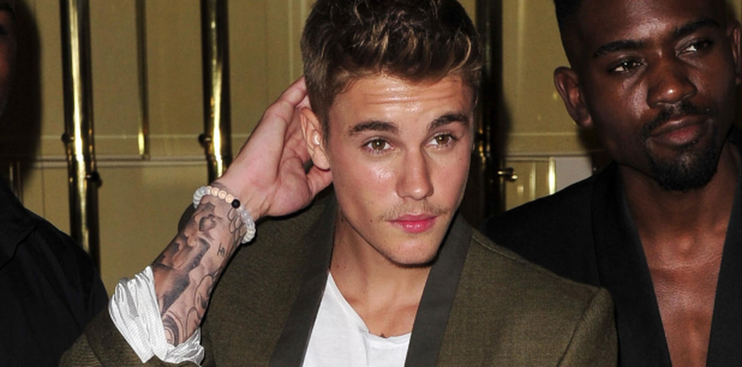 Justin Bieber también dijo que quiere que la gente sepa que tiene un lado afable. (AP)
